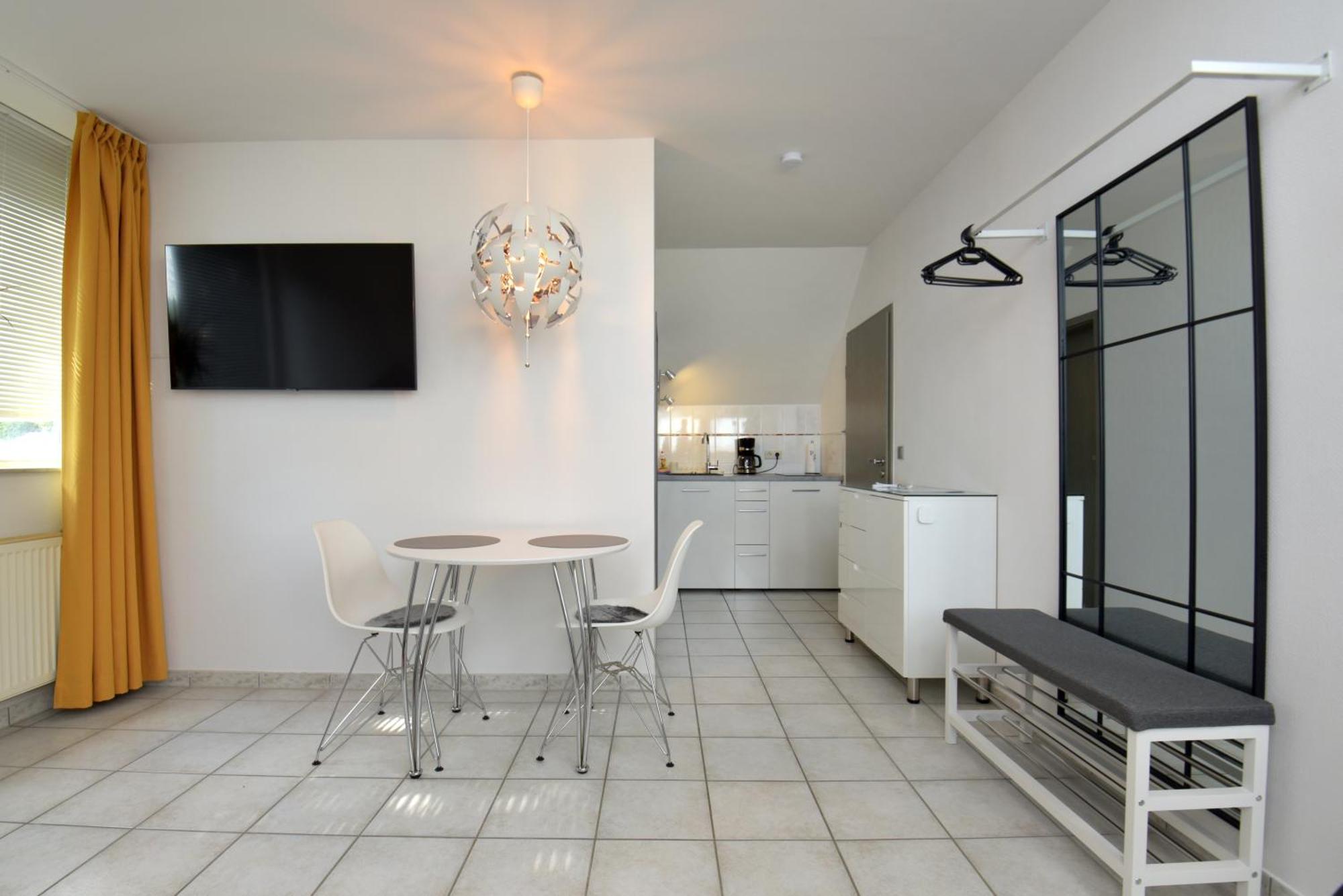 רודולשטאדט Studioappartment Saaleblick מראה חיצוני תמונה