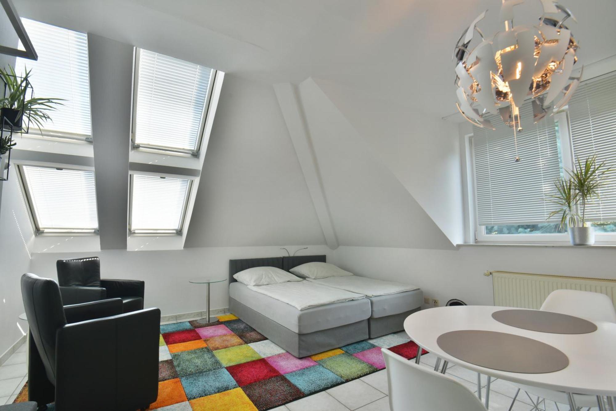 רודולשטאדט Studioappartment Saaleblick מראה חיצוני תמונה